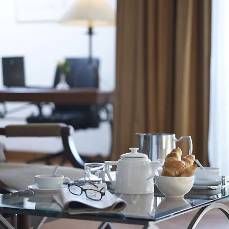 The Landmark فندق 5*