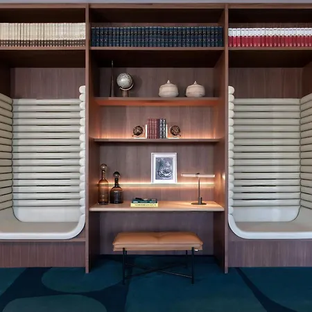 The Landmark Nicosia, Autograph Collection Otel