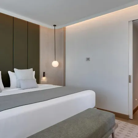 Hotel The Landmark Nicosia, Autograph Collection