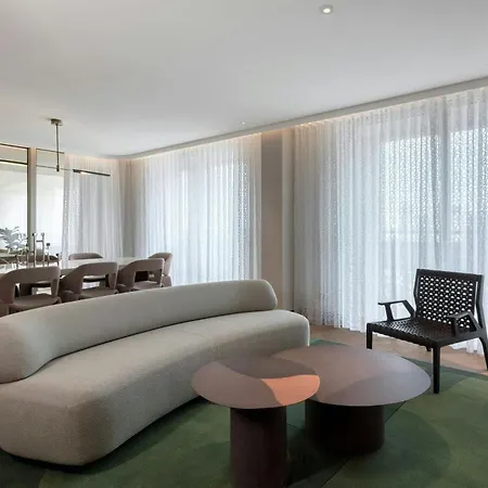 The Landmark Nicosia, Autograph Collection Otel
