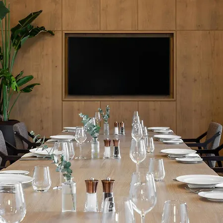 The Landmark Nicosia, Autograph Collection Hotel