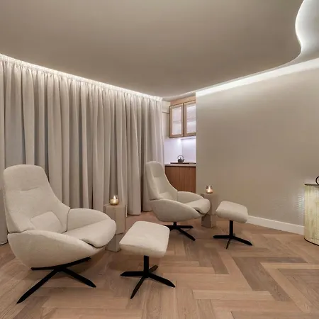 The Landmark Nicosia, Autograph Collection 酒店