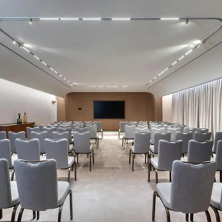 Hotel The Landmark Nicosia, Autograph Collection