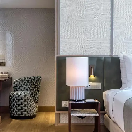 Hotel The Landmark Nicosia, Autograph Collection 5*