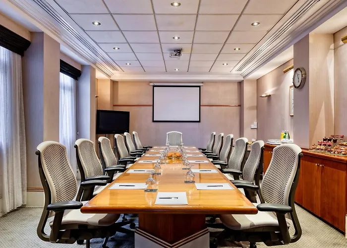 The Landmark Nicosia, Autograph Collection 5*