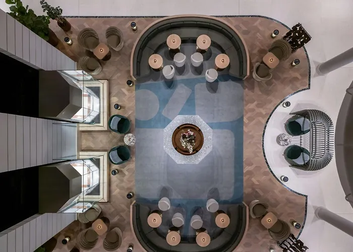 The Landmark Nicosia, Autograph Collection 호텔 5*