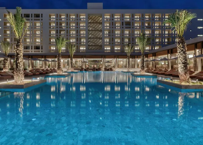 The Landmark Nicosia, Autograph Collection 호텔 5*