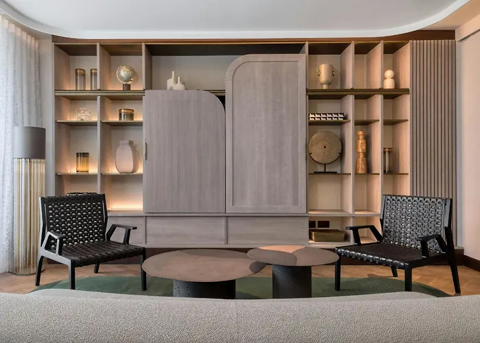 The Landmark Nicosia, Autograph Collection 5*