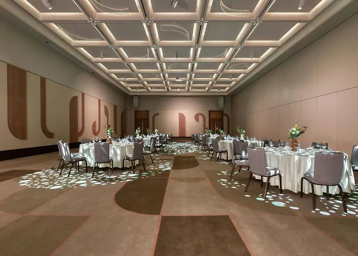 Hotel The Landmark Nicosia, Autograph Collection 5*