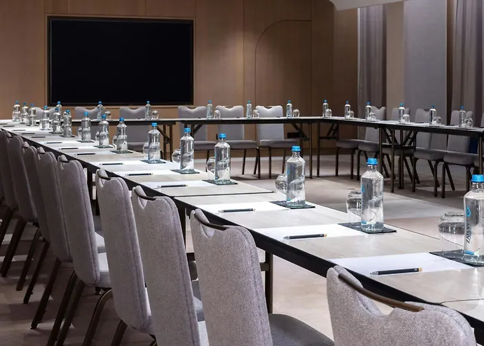 Hotel The Landmark Nicosia, Autograph Collection Nicosia