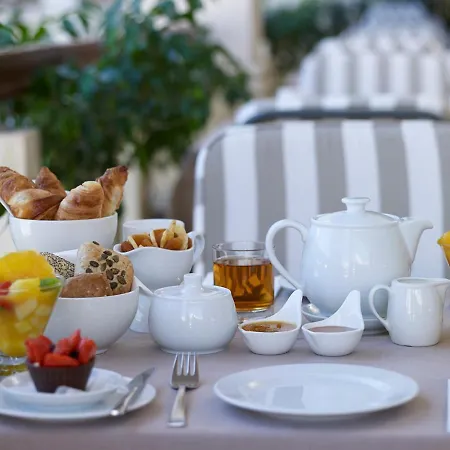 The Landmark 5* Nicosia