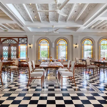 The Landmark Hotel 5*