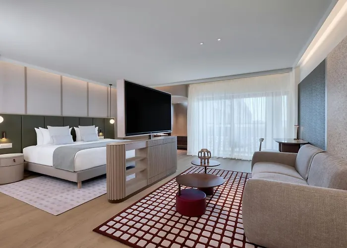 The Landmark Nicosia, Autograph Collection