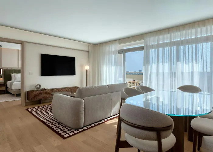 The Landmark Nicosia, Autograph Collection Hotel