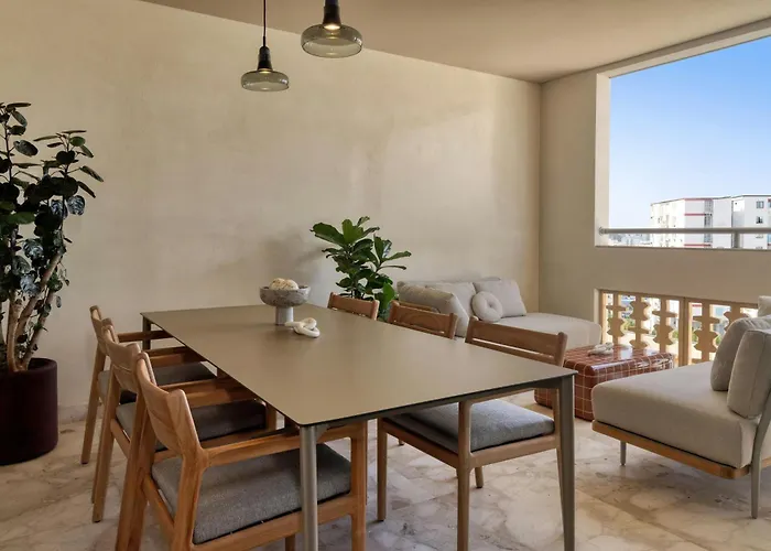 The Landmark Nicosia, Autograph Collection