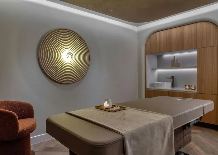 The Landmark Nicosia, Autograph Collection 5*